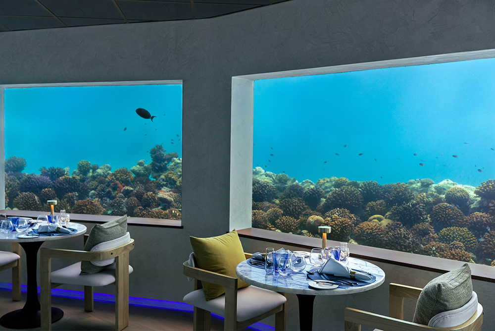 Restaurante submarino Only Blu en OBLU Select Lobigili