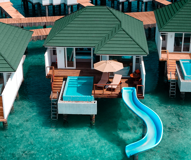 Villa sobre el agua con piscina y tobogán, Siyam World
